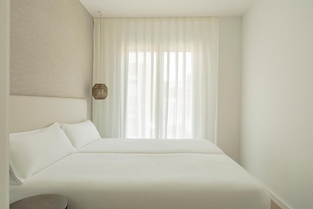 Europa Apartments L'Hospitalet de Llobregat Esterno foto