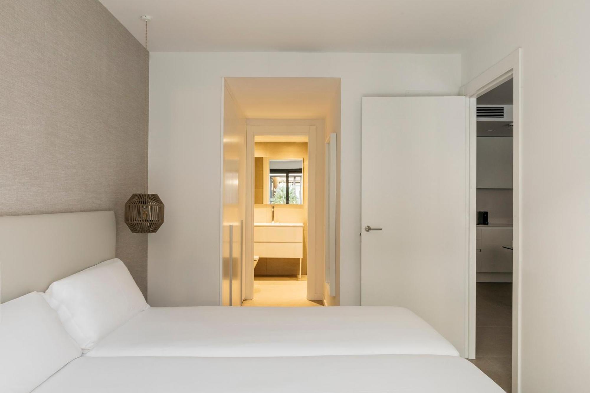 Europa Apartments L'Hospitalet de Llobregat Esterno foto